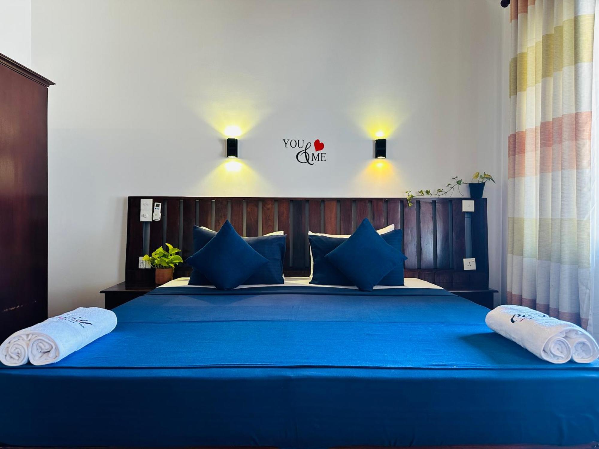 Cozy Sea View Inn Hikkaduwa Exterior photo