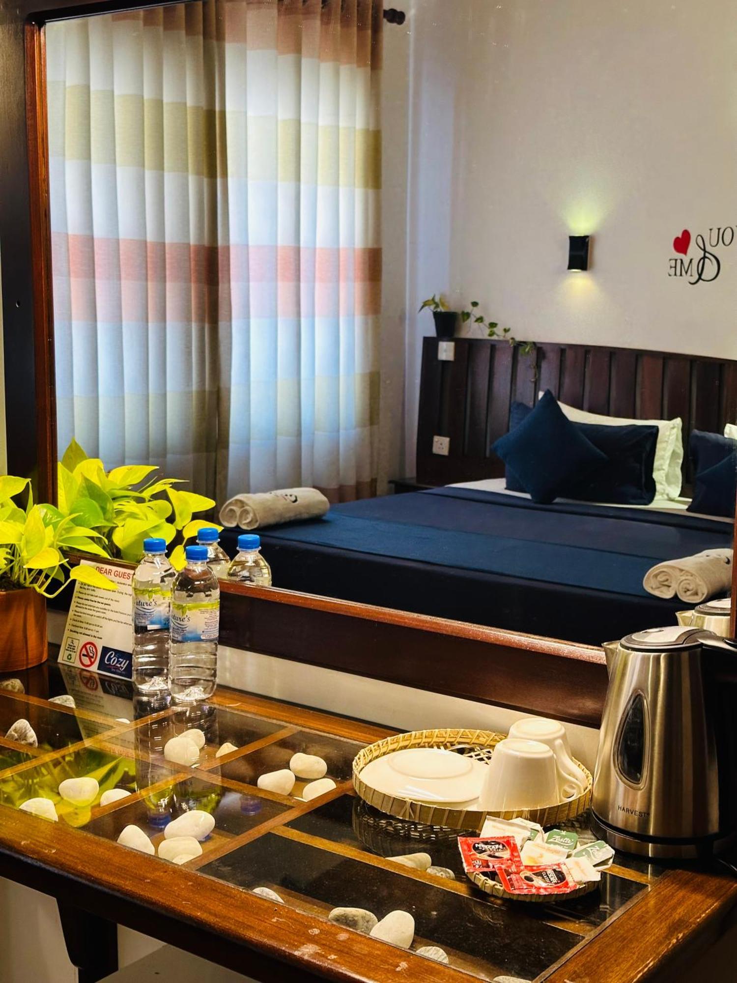Cozy Sea View Inn Hikkaduwa Exterior photo